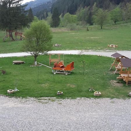 Pensiunea Poiana Soarelui Brates Buitenkant foto